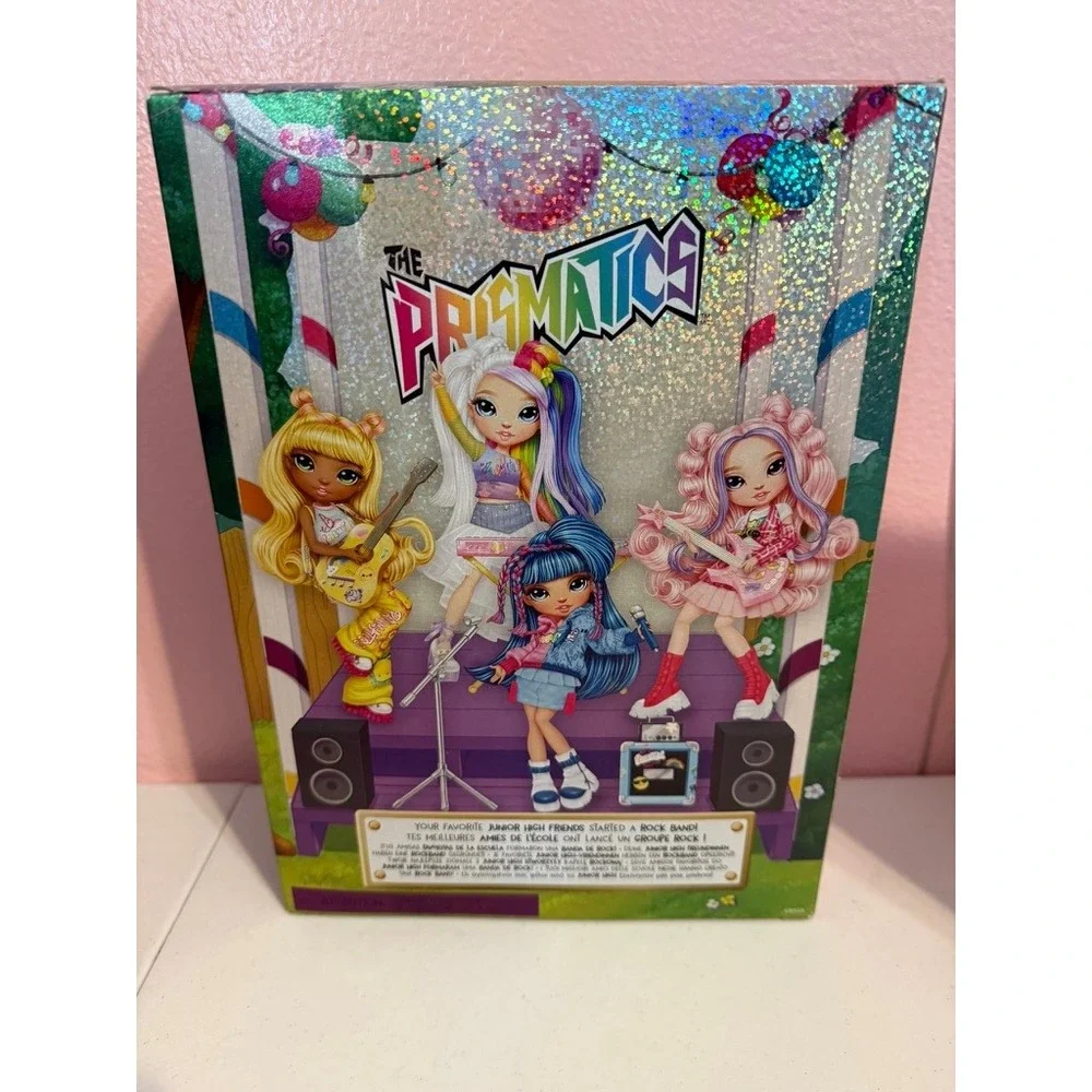 Rainbow High Junior High Rock Band Bella Parker The Prismatics Pink Doll New